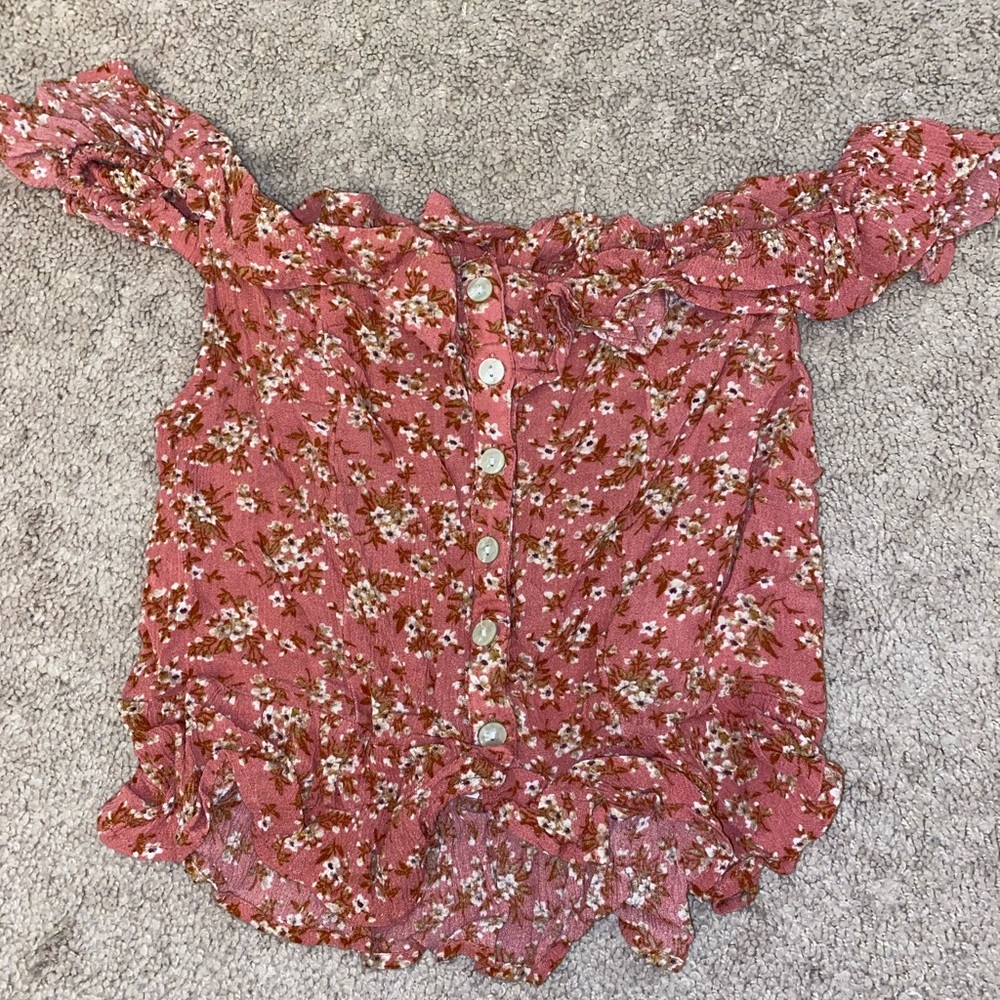 💗American Eagle cropped off-the-shoulder floral top size S